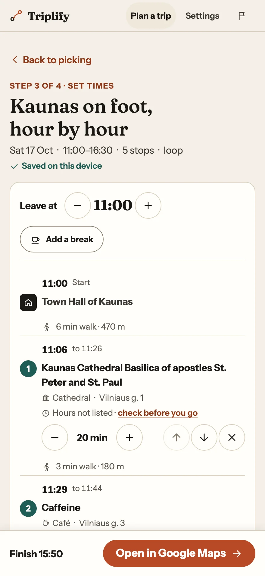 Phone schedule titled Kaunas on foot, hour by hour, with a timeline that starts at Kaunas Town Hall at 11:00.